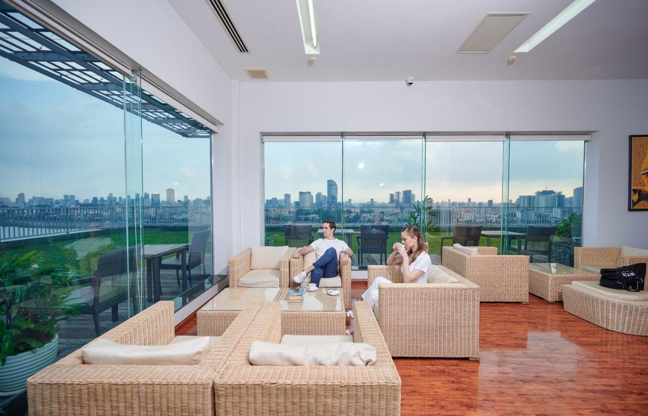 Bellevue Serviced Apartments Phnom Penh Esterno foto