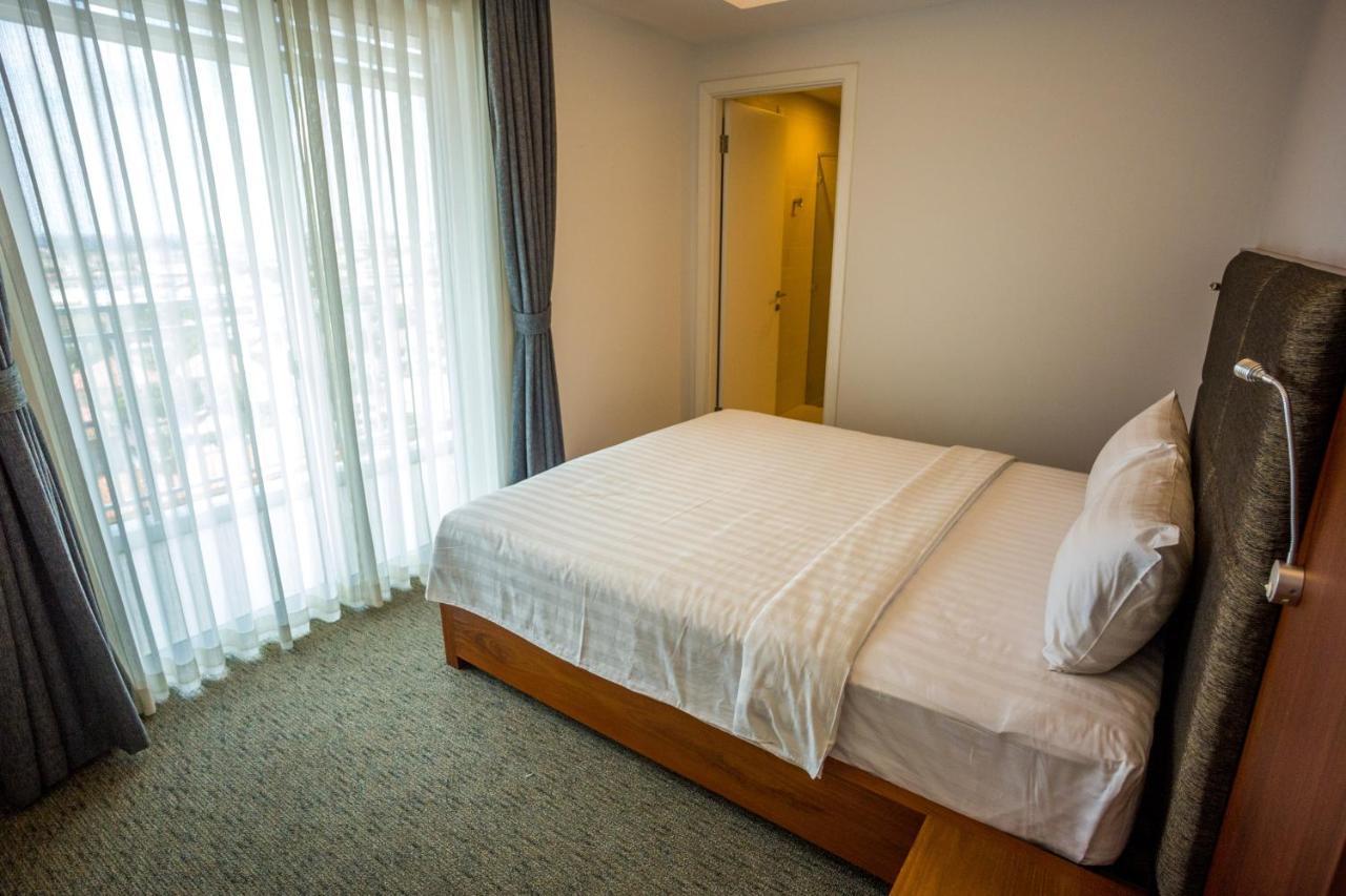 Bellevue Serviced Apartments Phnom Penh Esterno foto