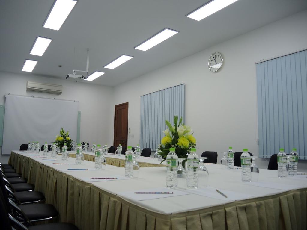 Bellevue Serviced Apartments Phnom Penh Esterno foto