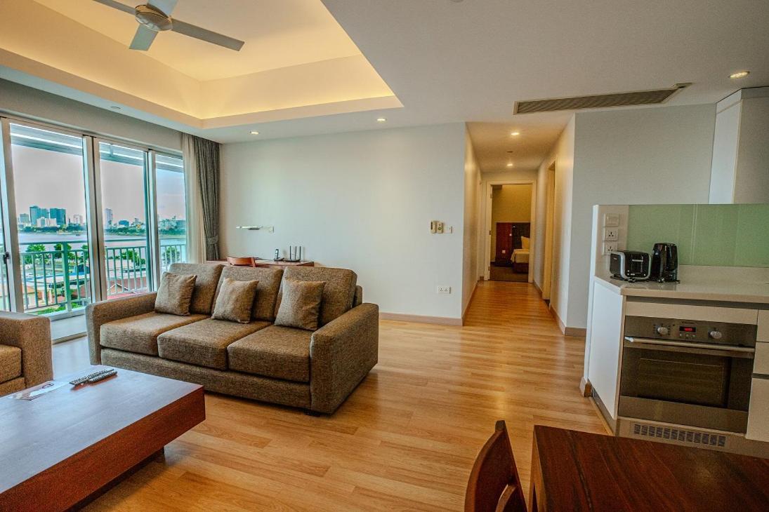 Bellevue Serviced Apartments Phnom Penh Esterno foto