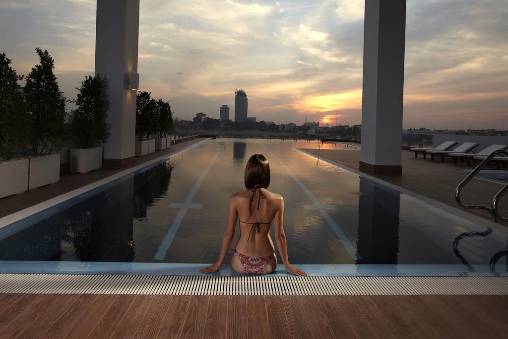 Bellevue Serviced Apartments Phnom Penh Esterno foto
