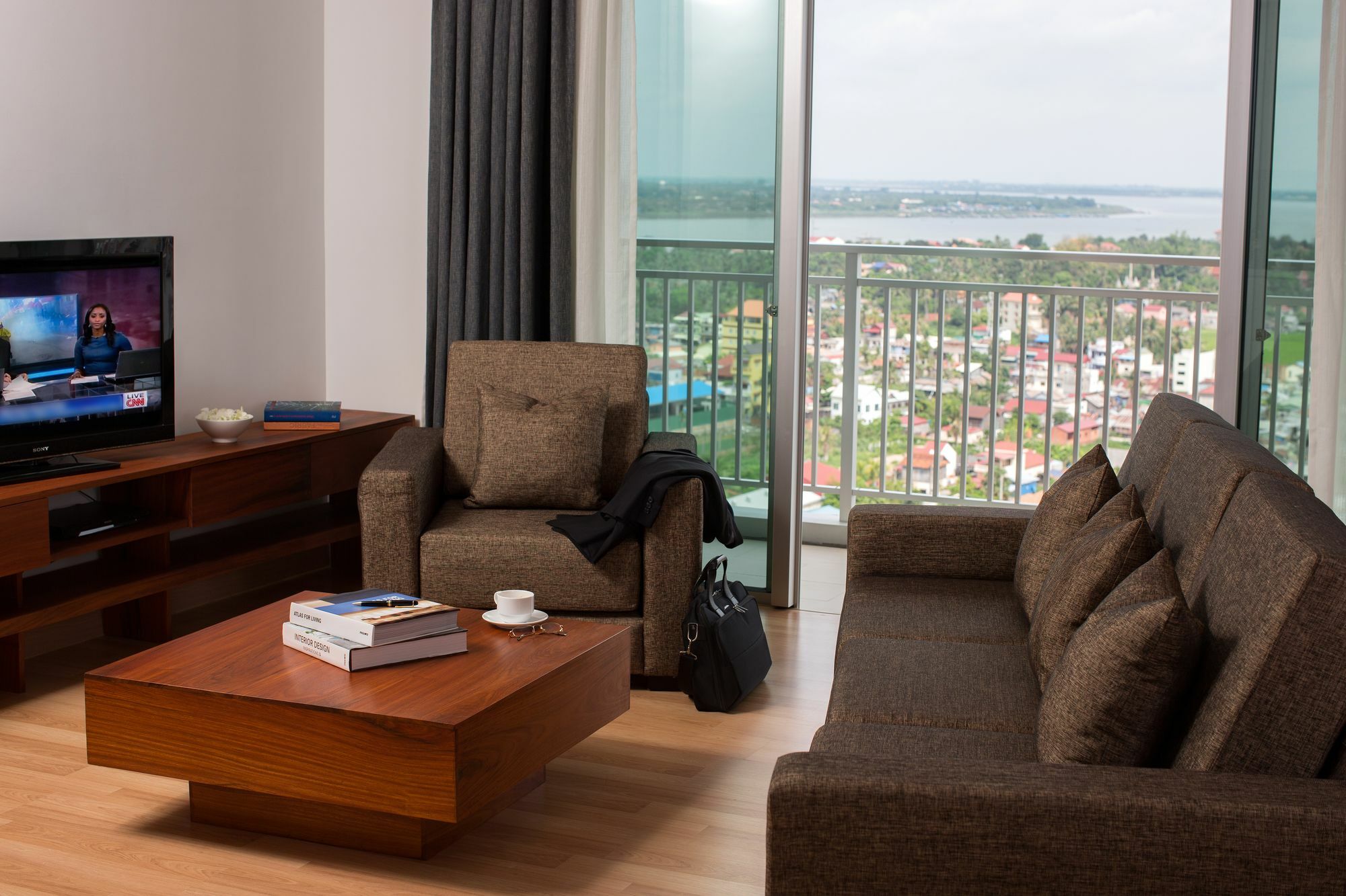 Bellevue Serviced Apartments Phnom Penh Esterno foto